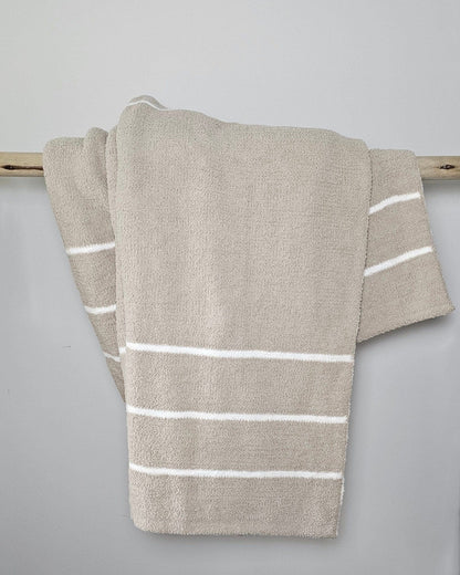 Ultra-Plush Nest Throw